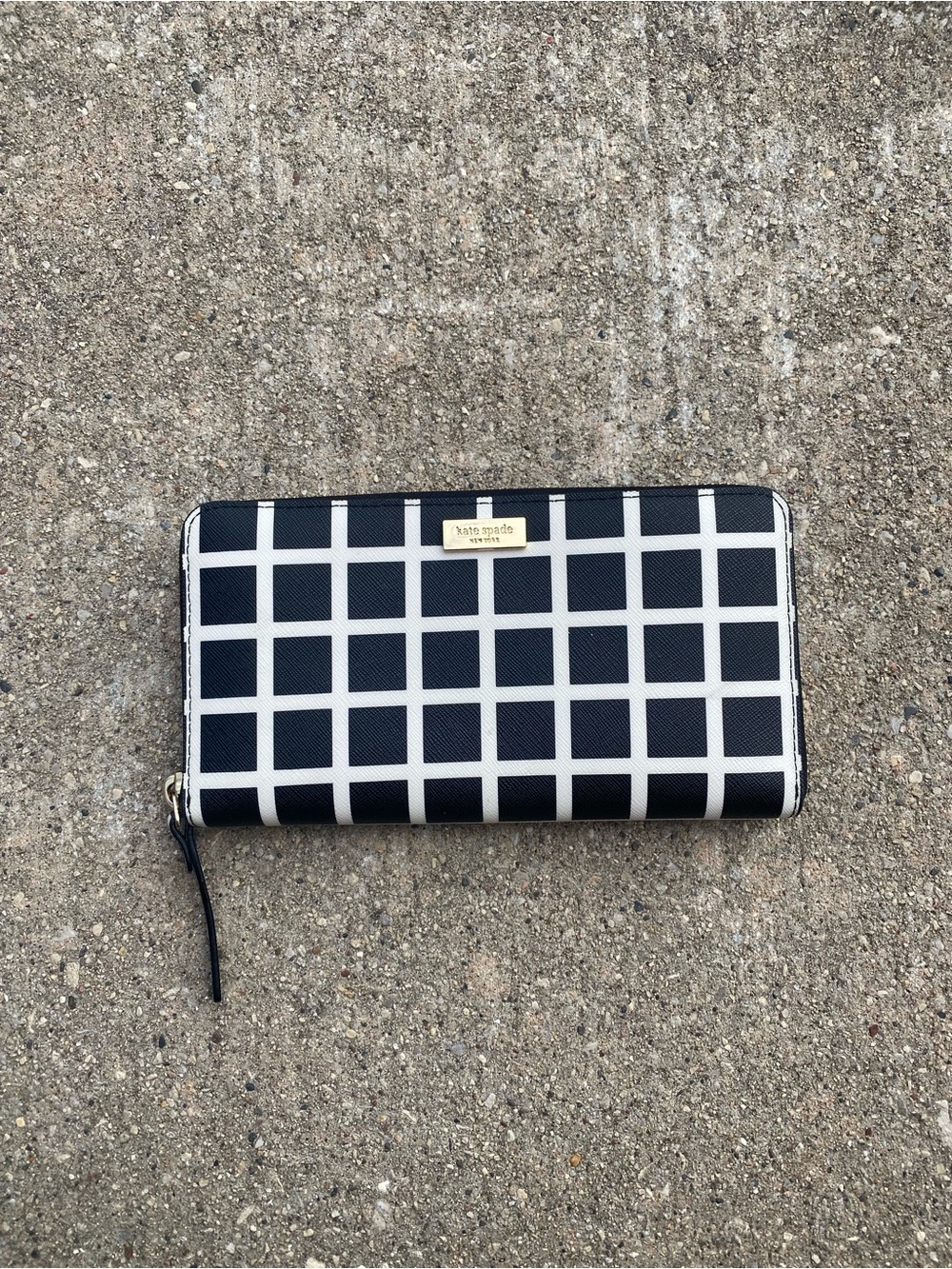 kate spade Black and White Grid Zip Wallet with Gold Logo